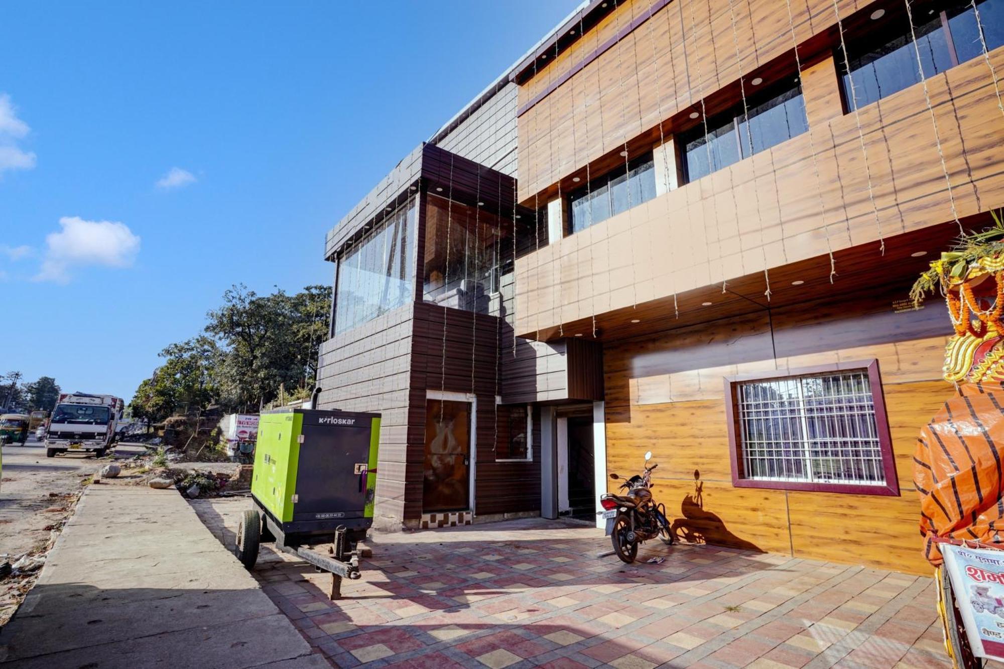 Oyo Flagship Hotel Ashok Vatika Banquet Hall Ranchi Exterior photo